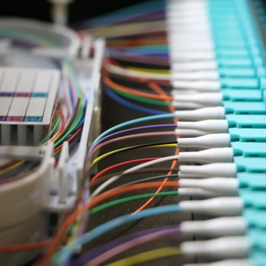 Fibre optic backbone cabling installation